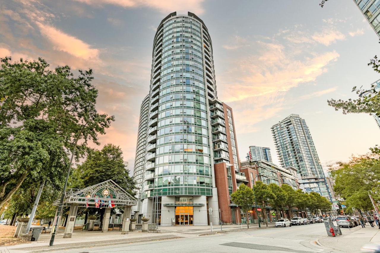 Condo In Downtown Vancouver - Near Rogers Arena エクステリア 写真